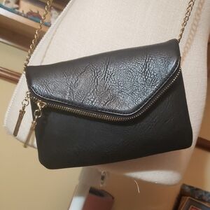Elegant Black Leather Crossbody Bag
